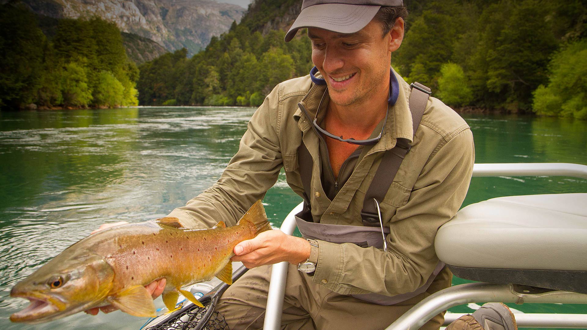 Experiencia de Pesca con Mosca en la Patagonia Chilena.